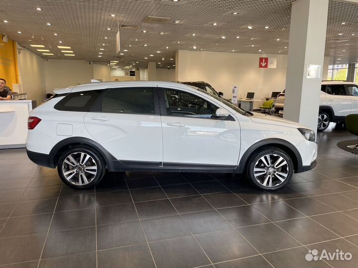 LADA Vesta Cross 1.8 AMT, 2019, 54 412 км