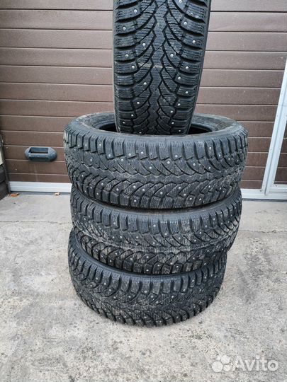 Pirelli Formula Ice 205/60 R16