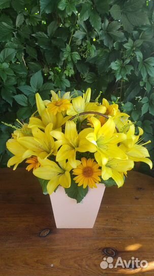 Букеты из сезонных цветов