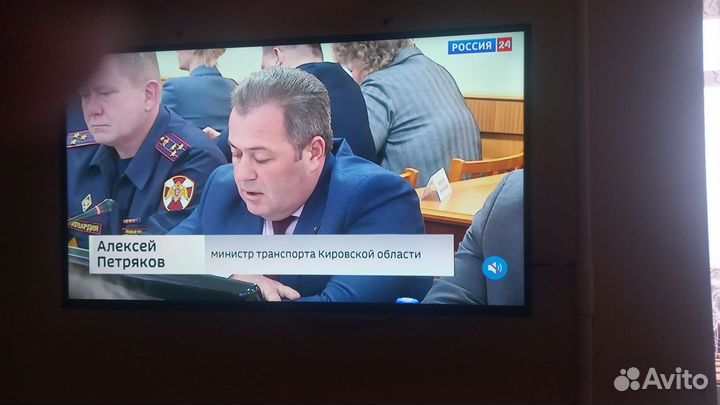 Телевизор SMART tv 42 бу