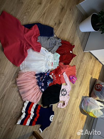 Отдам вещи для девочки 92-98