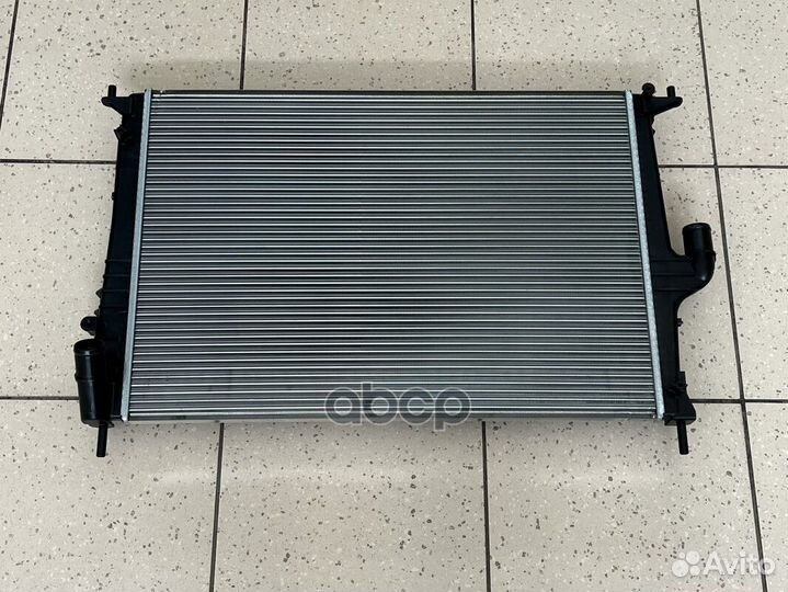 Радиатор охлаждения (для двигателей 11189, 2112