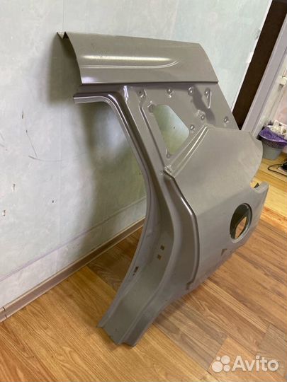 Крыло заднее левое Москвич 3