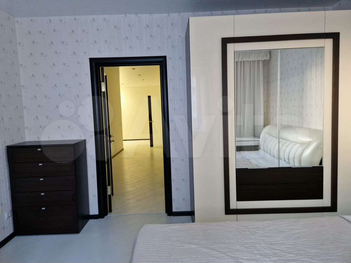 3-к. квартира, 119 м², 5/22 эт.