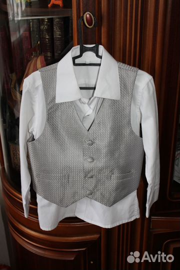 Костюм нарядный на мальчика