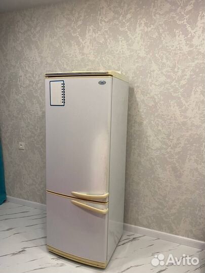 Холодильник атлант бу