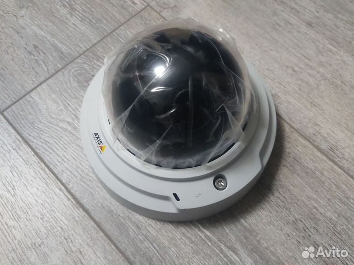 Камера видеонаблюдения купольная