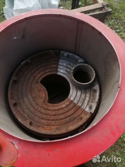 Чугунная печь для бани с баком для воды