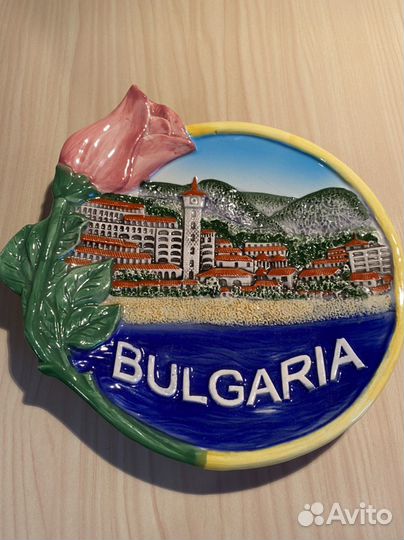 Настенная тарелка