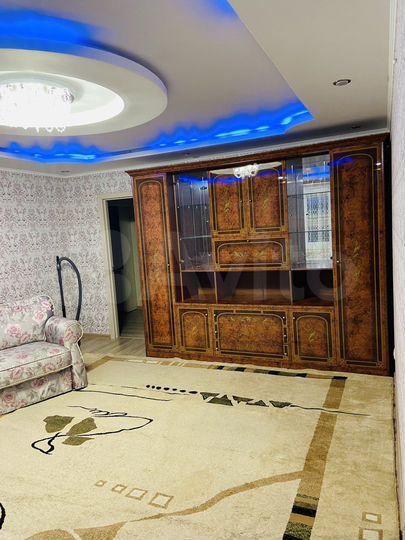 2-к. квартира, 70 м², 11/17 эт.