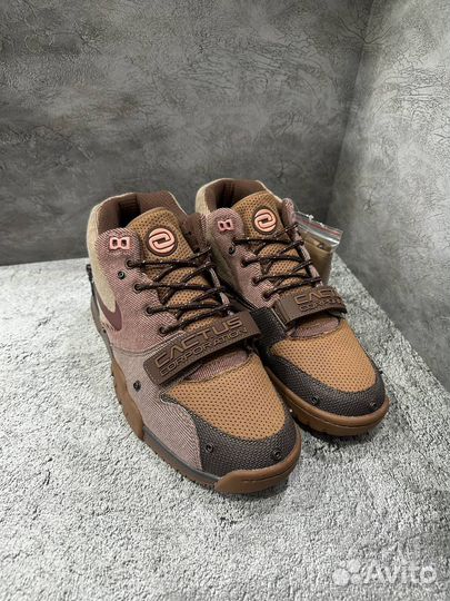 Кроссовки Nike Air Trainer 1 SPTravis Scott Wheat