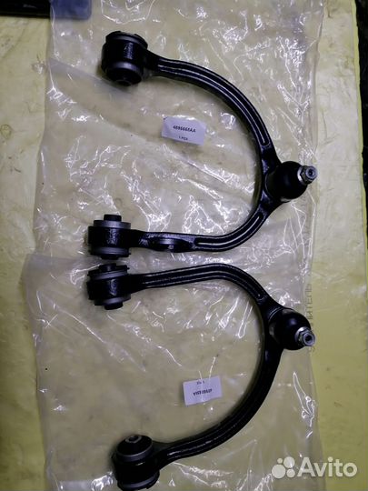 Рычаг перед верхний AWD Dodge Challenger