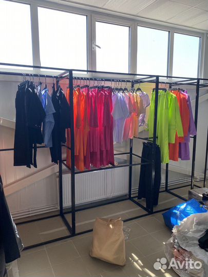 Стойки вешало для одежды