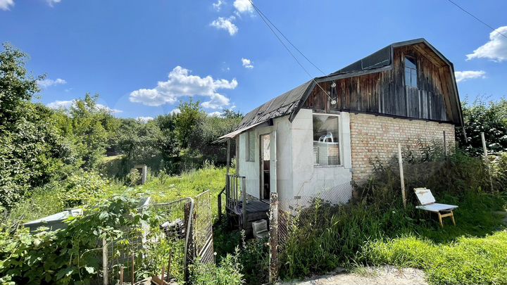 Дача 20 м² на участке 8,2 сот.