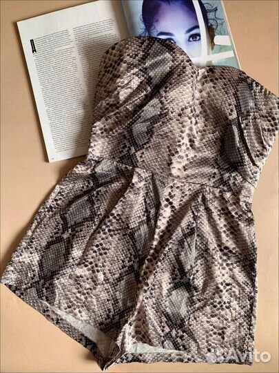 Комбинезон из атласа