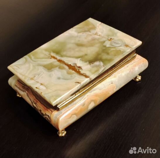 Шкатулка из оникса 18х13х6