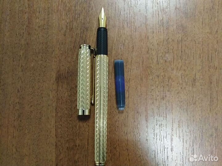 Перьевая ручка