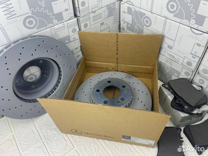 Диск тормозной Mercedes C-Class передний