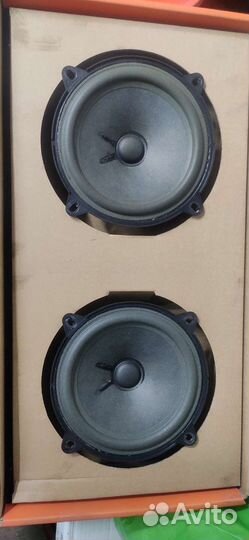 Оригинальные динамики Renault Duster