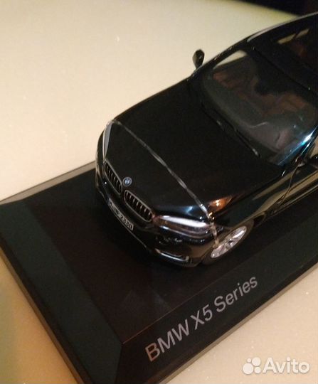 BMW X5 F15 Sapphire Black