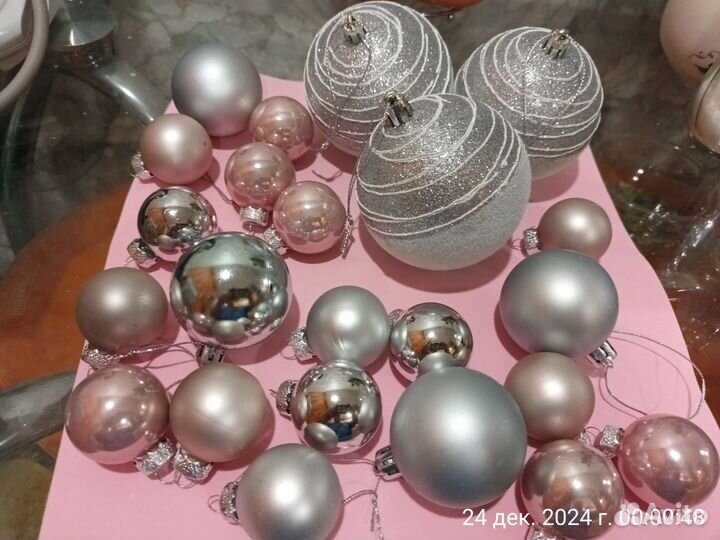 Елочные игрушки