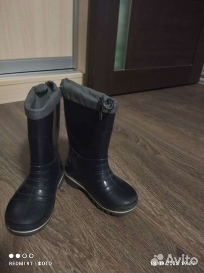 Резиновые сапоги