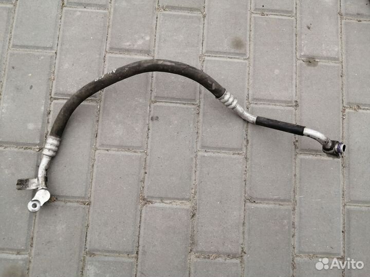 Трубка кондиционера Ауди а4 б8 8T0260701N