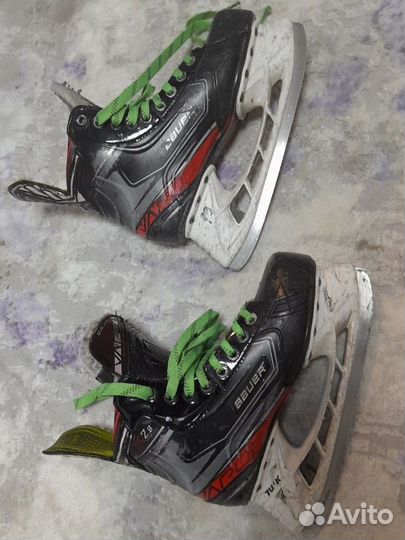 Хоккейные коньки bauer vapor