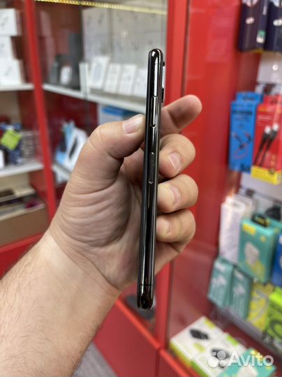 iPhone X, 256 ГБ