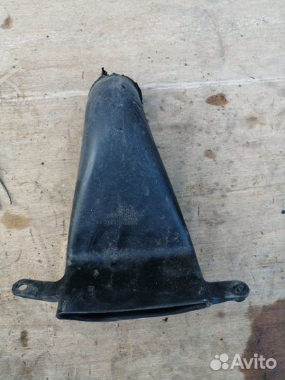 Воздухозаборник Mitsubishi Pajero Mini H58A