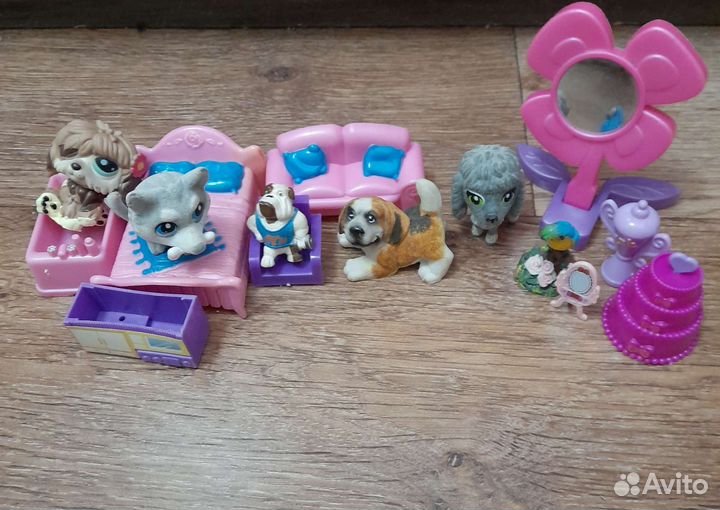 Игрушечная мебель с животными