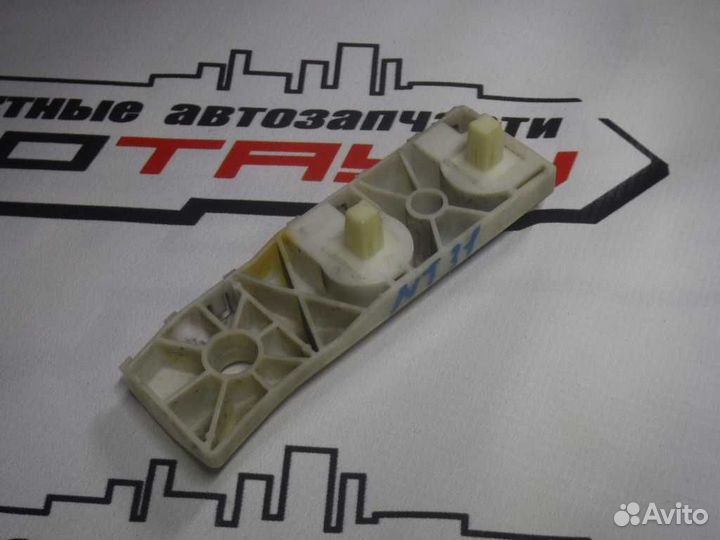 Кронштейн бампера nissan X-trail DNT31 NT31 T31 TNT31 задний правый передний 85270JG00A