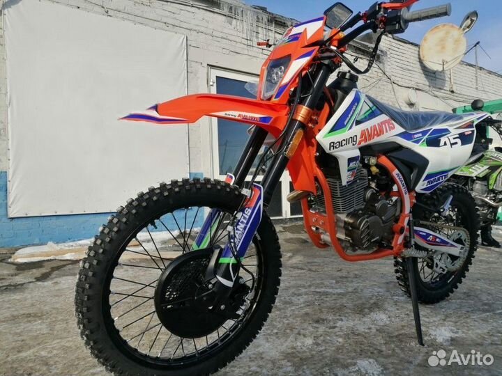 Мотоцикл Avantis A5 LUX (PR250/172FMM-5)