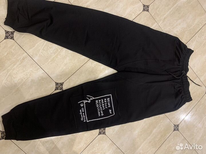 Спортивный костюм