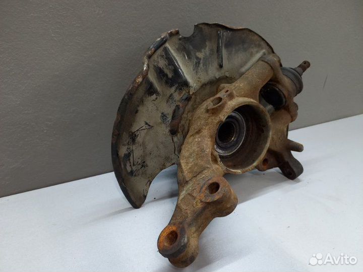 Кулак (цапфа) передний левый Kia Cerato 2011