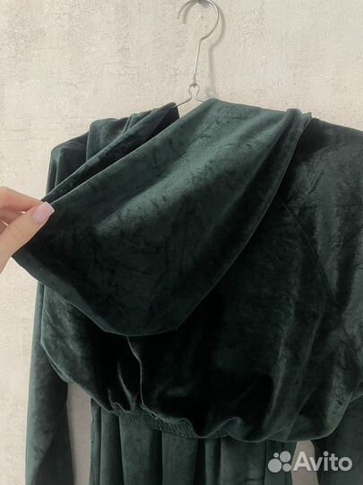 Костюм женский