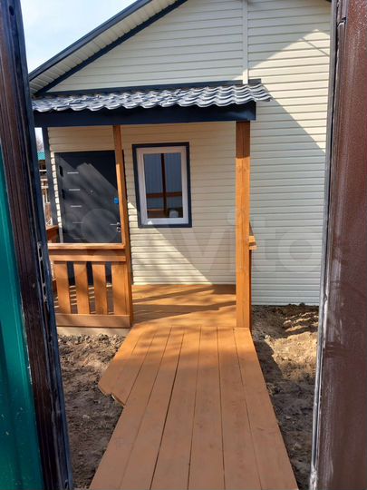 Дом 54 м² на участке 5 сот.