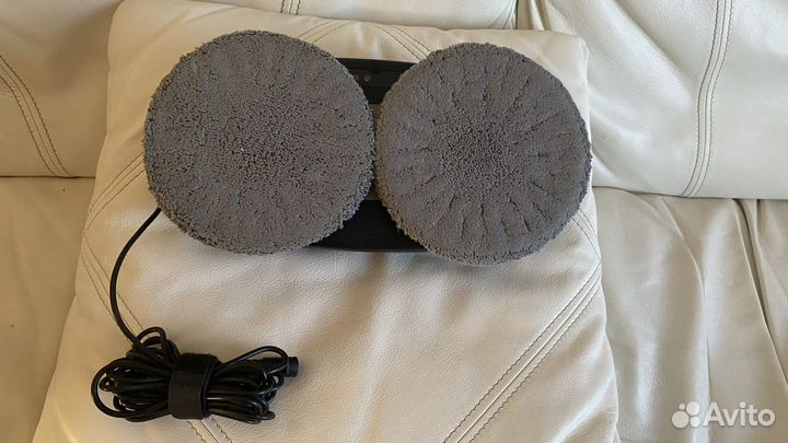 Робот-мойщик окон hutt DDC5