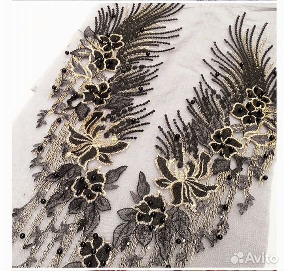 Красивая аппликация, кружево чёрное с золотом