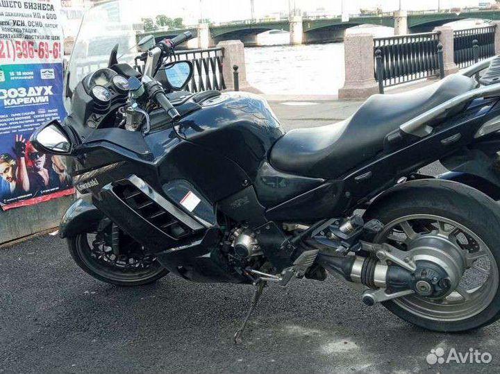 Kawasaki gtr 1400
