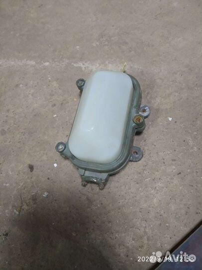 Светильник бытовой