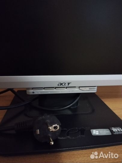 Монитор Acer AL1916W