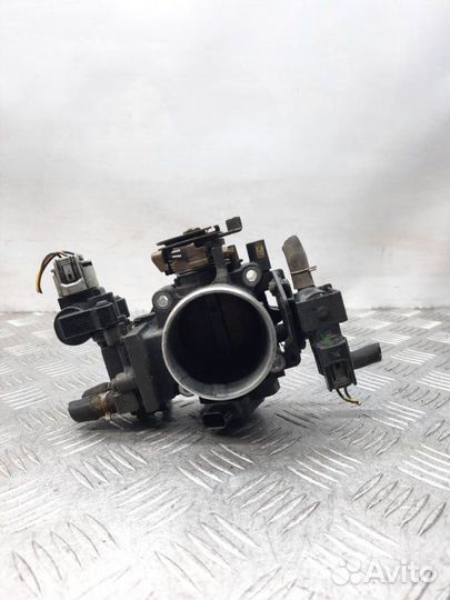 Дроссельная заслонка Honda Civic 1.6 D16V1 2003