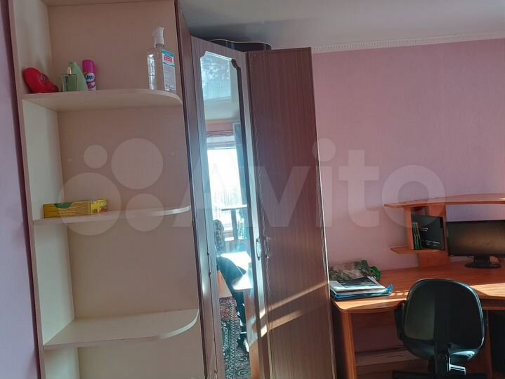 4-к. квартира, 82 м², 1/3 эт.