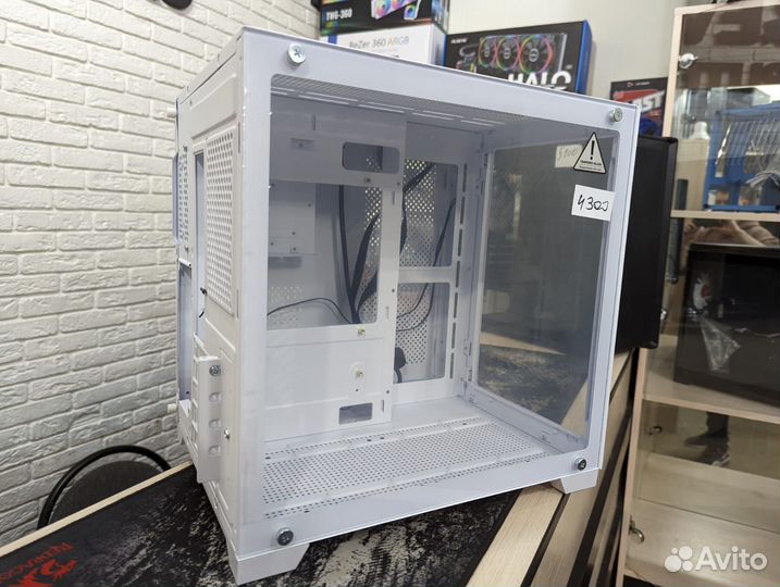 Новый корпус Ginzzu V400 Белый Кубик RGB