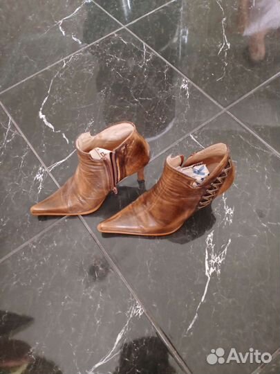 Ботинки женские 36 размер натуральная кожа