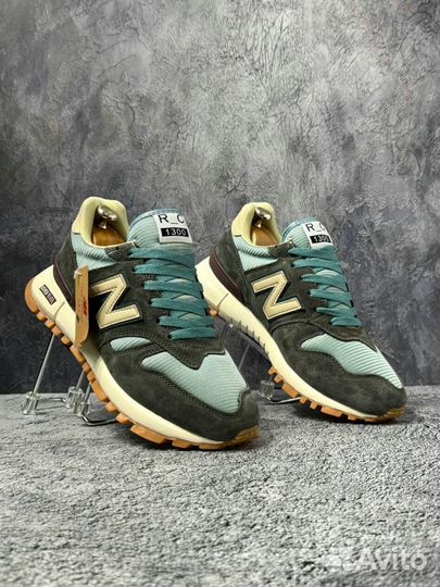 Кроссовки New Balance 1300