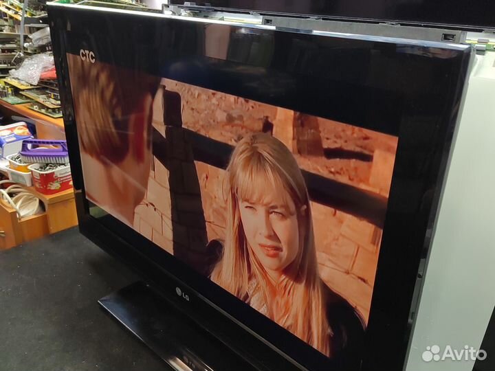 ЖК Телевизор LG 32