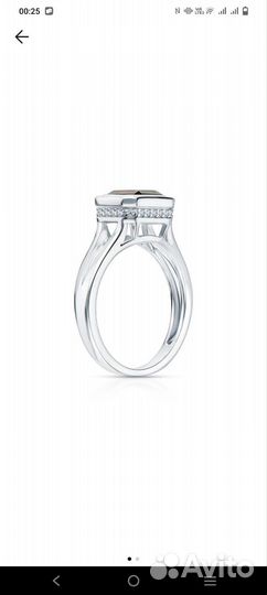 Серебряное кольцо с гранатом