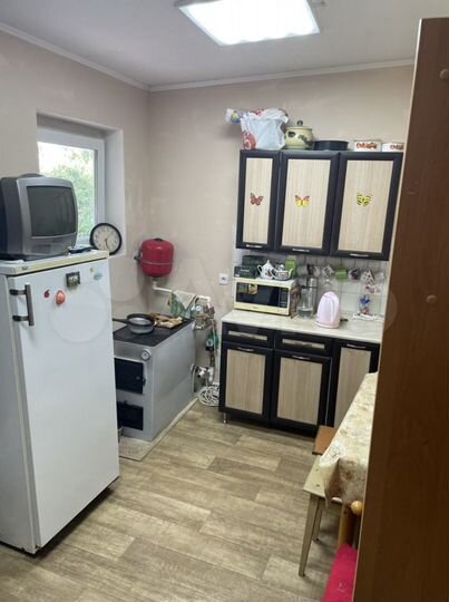 Дом 32,7 м² на участке 10 сот.